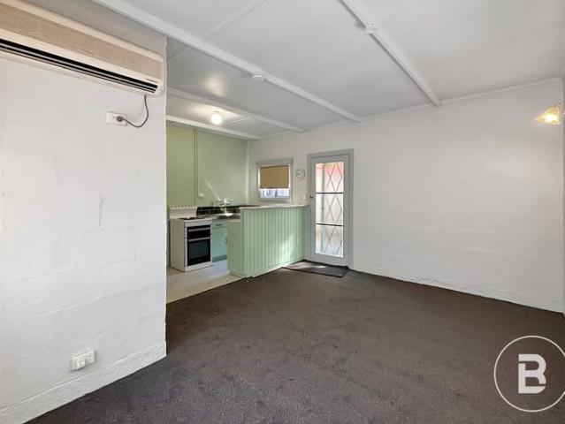 Granny Flat for rent in Bendigo, Victoria