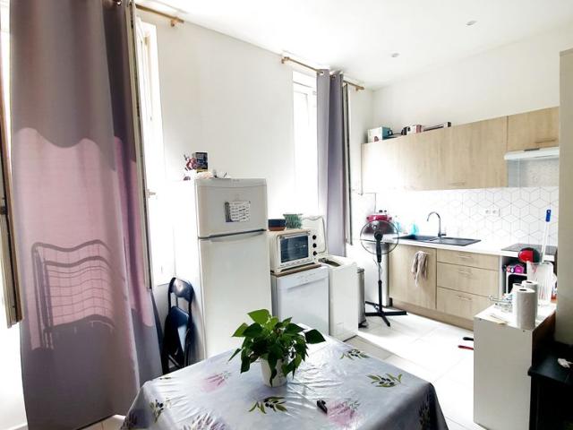 Studio location à Carpentras, Courthézon