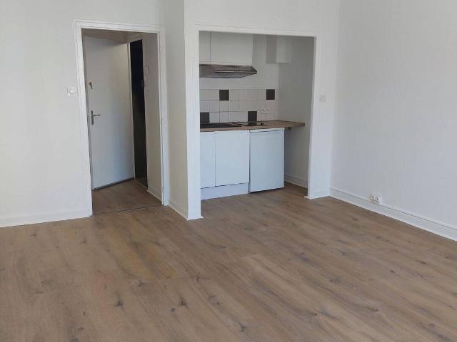 Studio location à Aurillac, Cantal