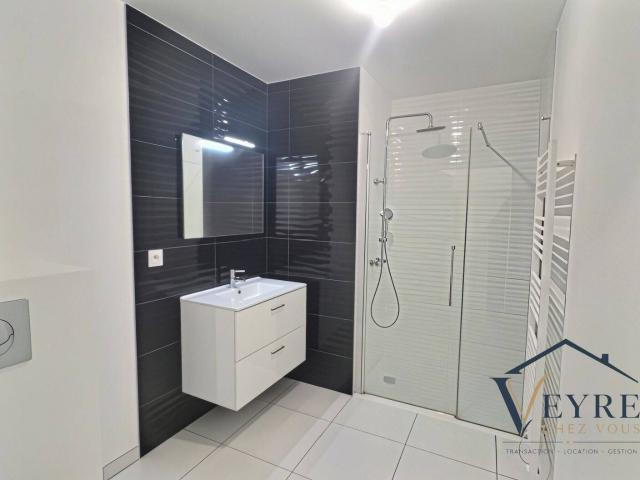 Studio location à Ballainvilliers, Clermont-Ferrand