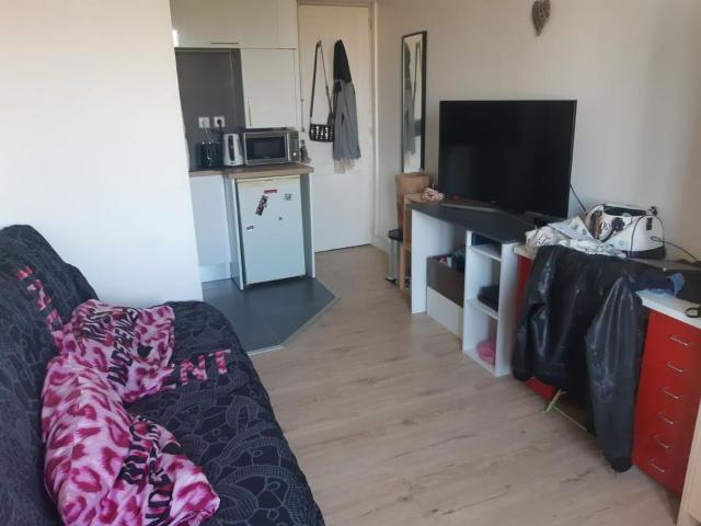 Studio location à Nanterre, Asnières-sur-seine