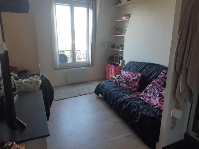 Studio location à Nanterre, Asnières-sur-seine