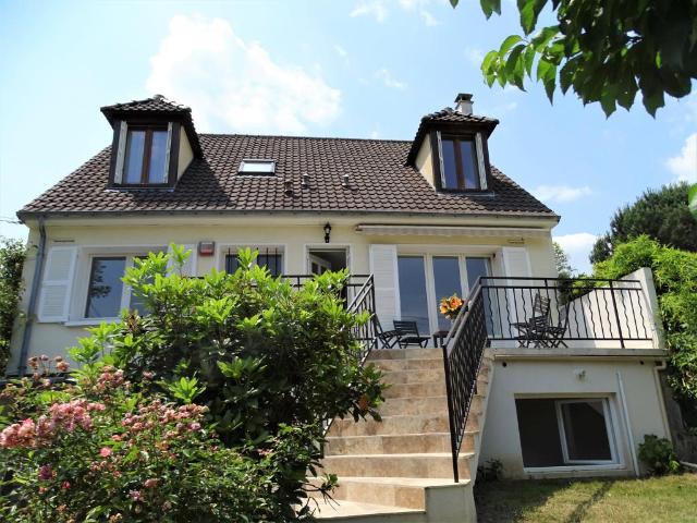 Studio location à Jouy-en-josas, Les Metz