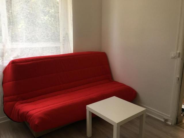 Studio location à Nanterre, Saint-cloud