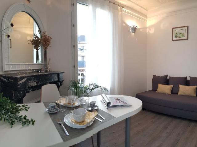 Studio location à Vanves, Martinique