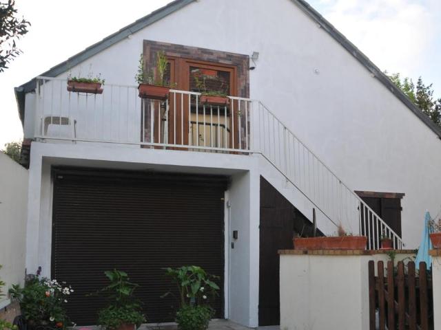 Studio location à Cergy, Cergy Village