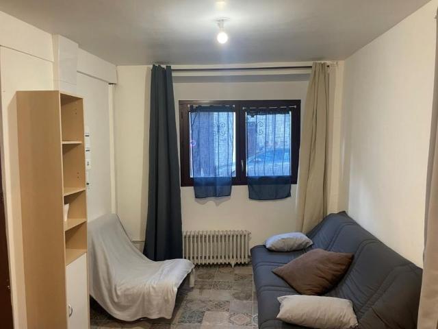 Studio location à Palaiseau, Longjumeau