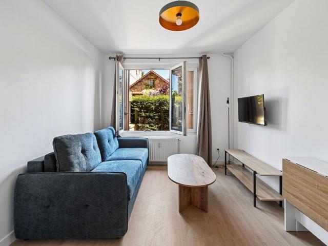 Studio location à L'Haÿ-les-Roses, Villejuif