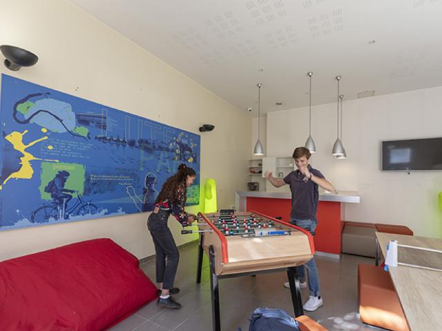 Studio location à L'Haÿ-les-Roses, Ivry-sur-seine