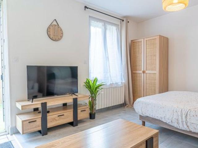 Studio location à Caen, Luc-sur-mer