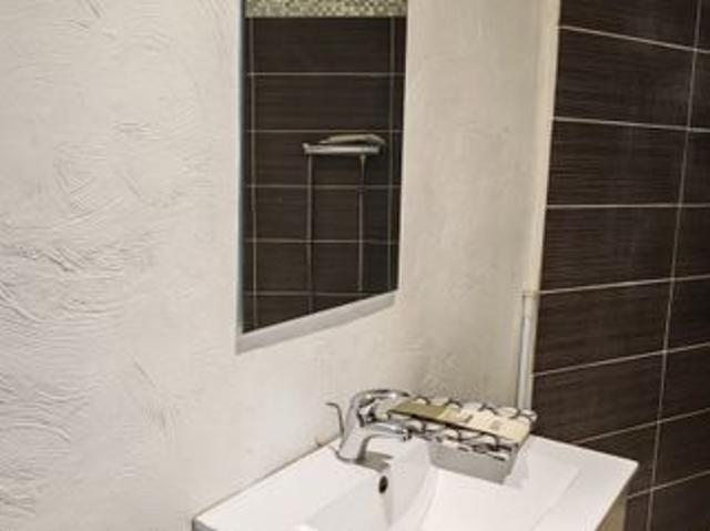 Studio location à Brignoles, Saint-maximin-la-sainte-baume