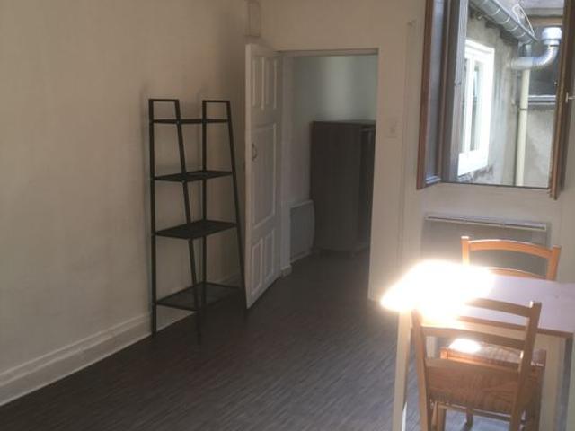 Studio location à Clermont-Ferrand, Clermont-ferrand