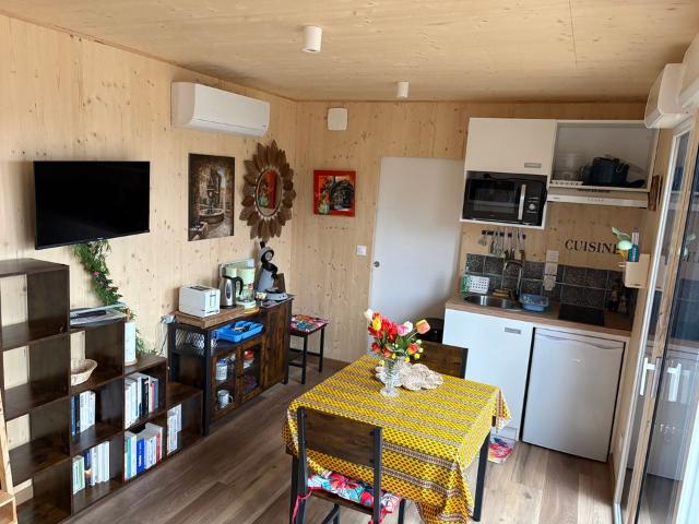 Studio location à Mende, Saint-laurent-de-muret