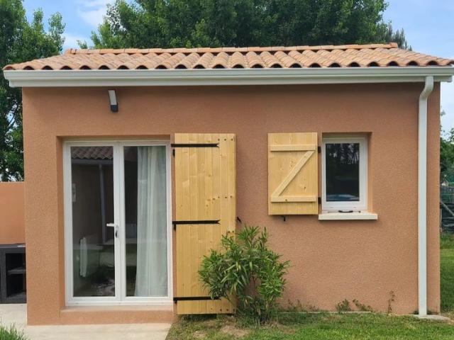 Studio location à Blaye, Saint-vivien-de-blaye
