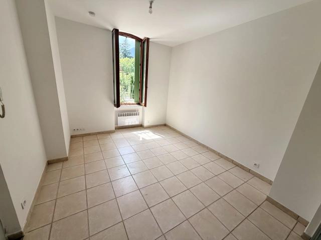 Appartement location à Nice, Puget-théniers