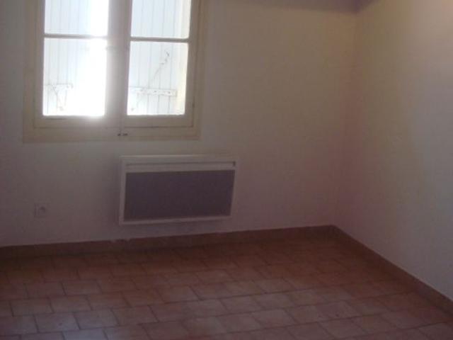 Studio location à Arles