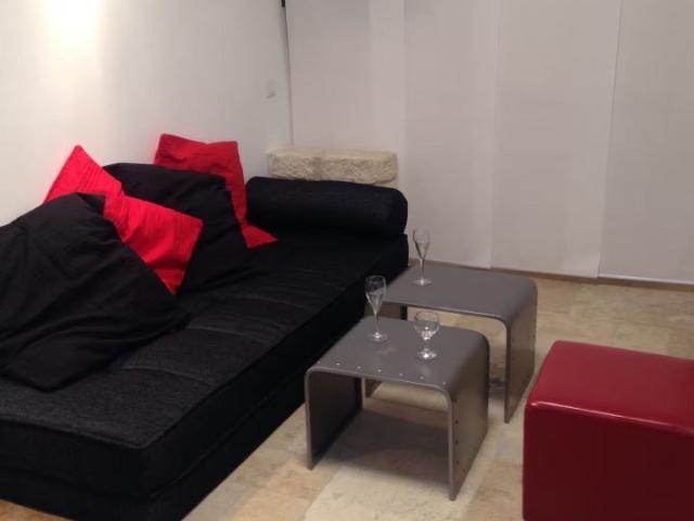 Studio location à Avignon