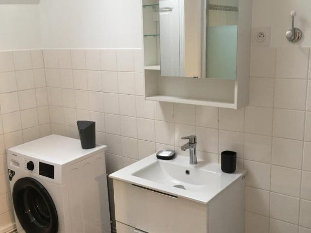 Studio location à Compiègne, Les Avenues