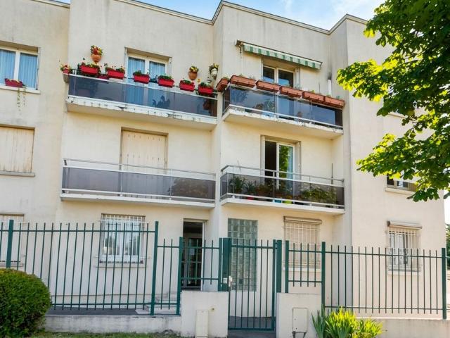 Studio location à Le Raincy, Le Bourget