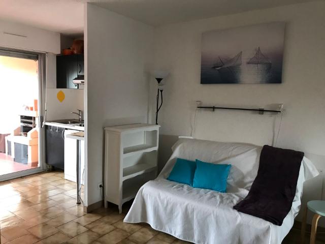 Studio location à Arrondissement de Toulon, Le Pradet