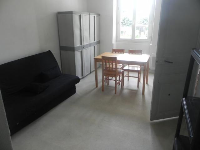 Studio location à Poitiers