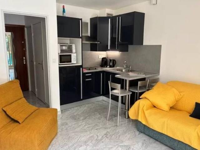 Studio location à Grasse, Antibes