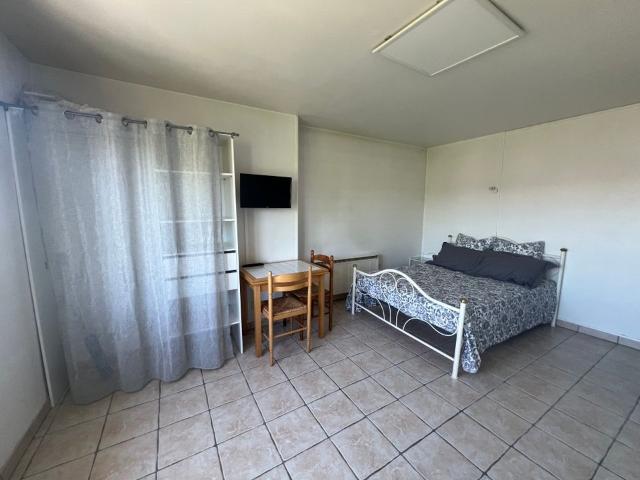 Studio location à Brive-la-Gaillarde, Brive-la-gaillarde