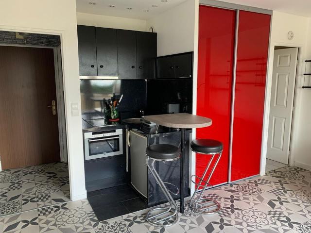 Studio location à Saint-Germain-en-Laye, Carrières-sous-poissy