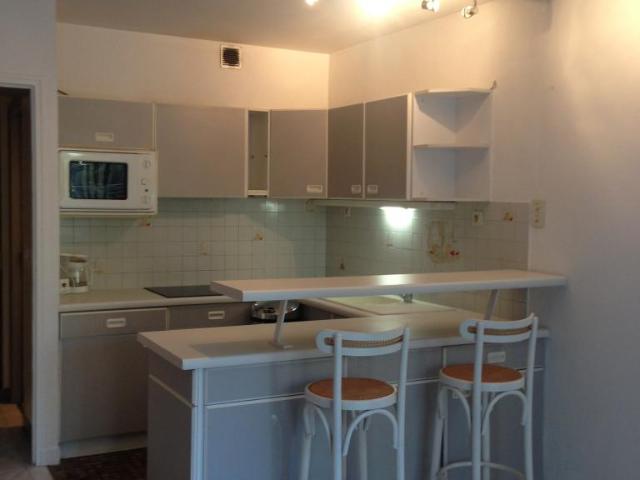 Studio location à France métropolitaine, Courbevoie