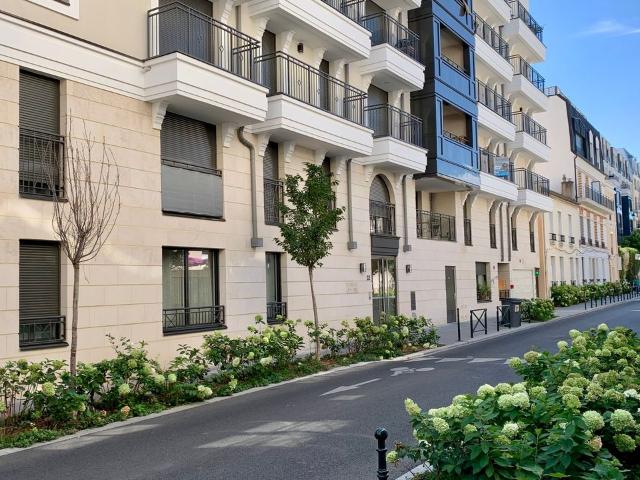 Studio location à Nanterre, Puteaux