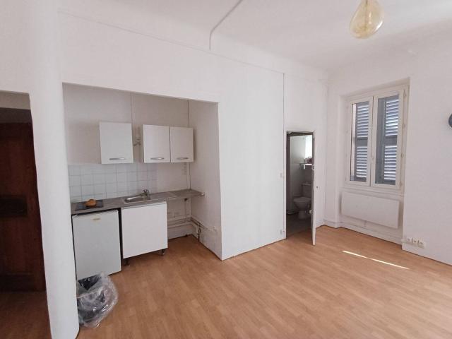 Studio location à Châteaudouble, Var