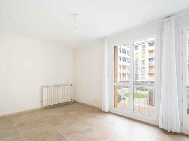 Studio location à Avignon