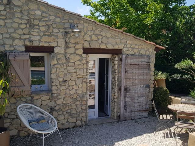 Studio location à Pont de Bayeux, Meyreuil