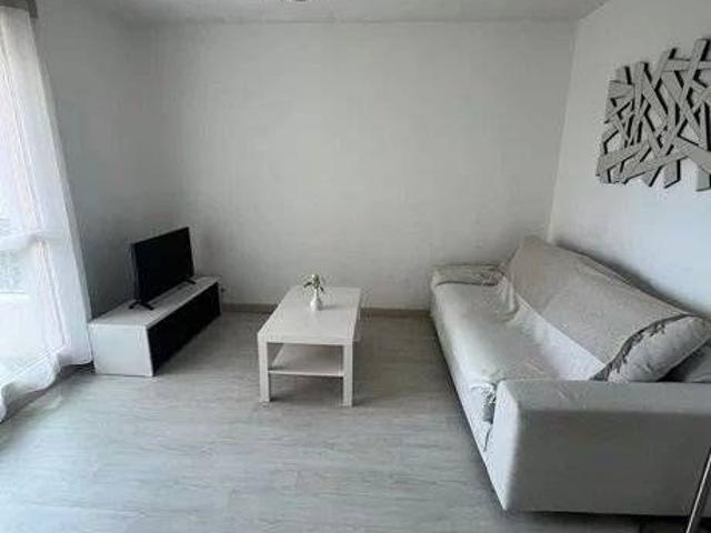 Studio location à Grasse, Saint-laurent-du-var