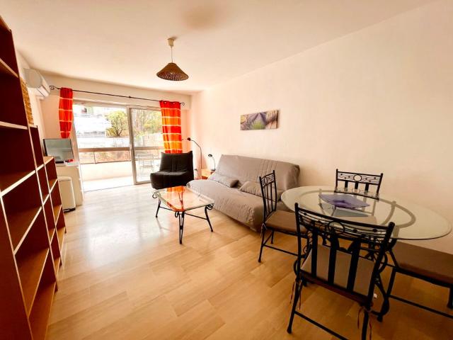 Studio location à Grasse, Cannes