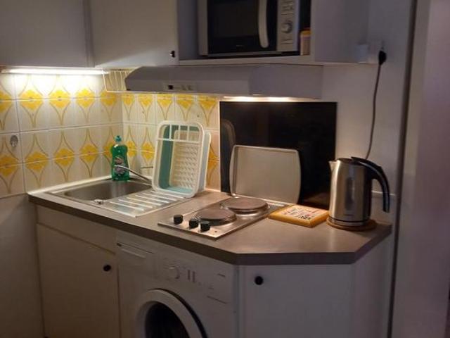 Studio location à Grasse, Cannes