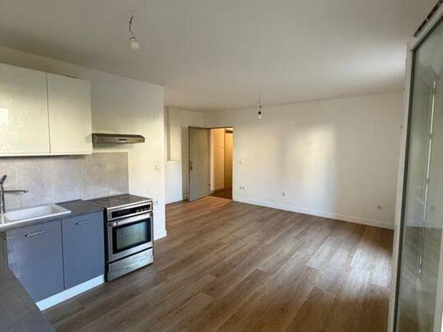 Studio location à Étiolles, Essonne