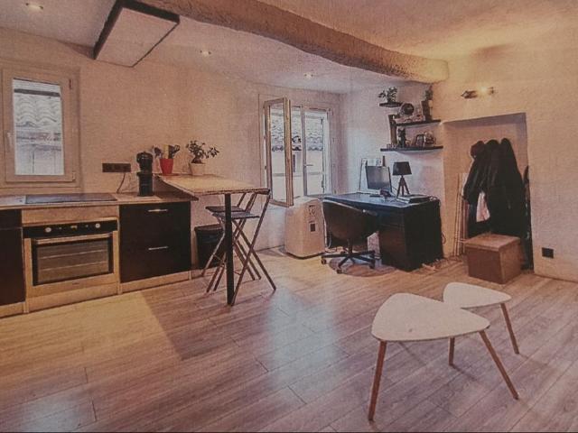 Studio location à Arrondissement de Draguignan, Trans-en-provence