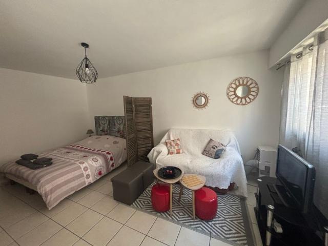 Studio location à Grasse, Vallauris