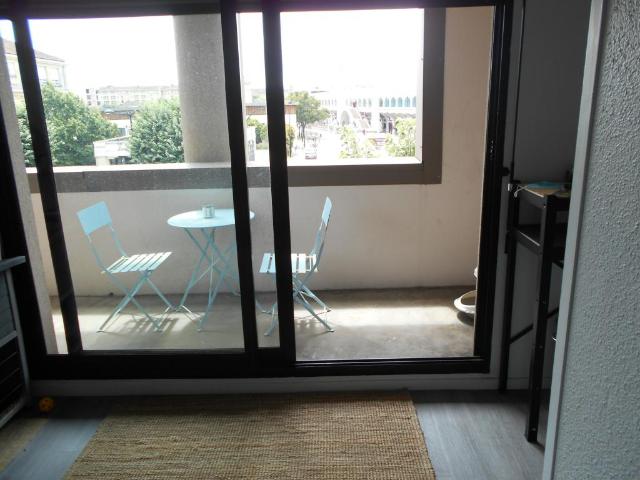 Studio location à Bordeaux, Médoquine