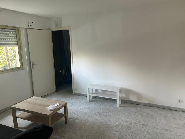 Studio location à Grasse, Cagnes-sur-mer