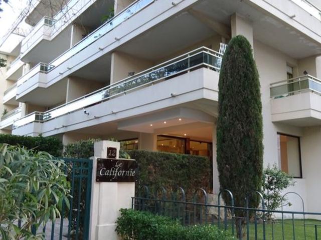 Studio location à Grasse, Cannes