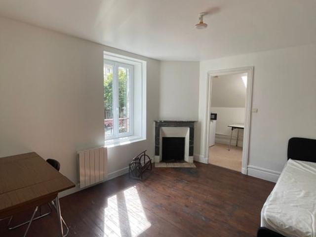 Studio location à Clermont-Ferrand, Clermont-ferrand
