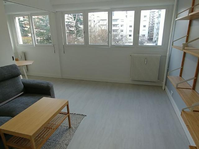 Studio location à Lorient, Bretagne