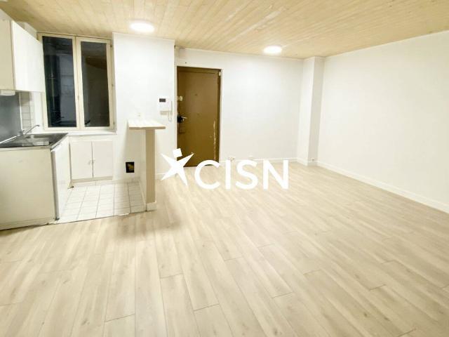 Studio location à Decré - Cathédrale, Nantes