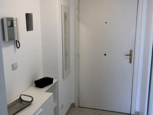 Studio location à Grasse, Antibes