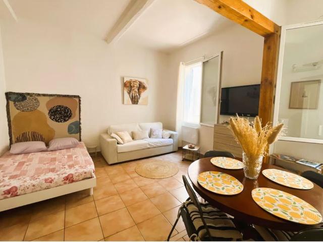 Studio location à Marseille, La Ciotat