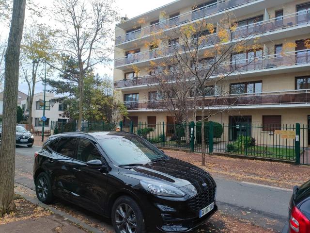 Studio location à Nanterre, Rueil-malmaison