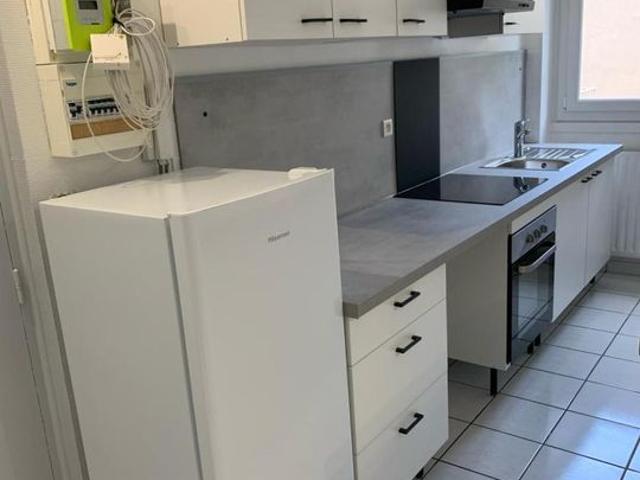 Studio location à Beaubrun, Saint-Étienne