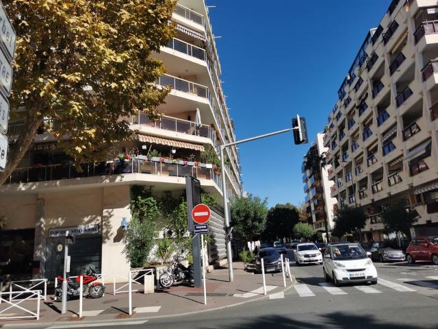Studio location à Grasse, Antibes
